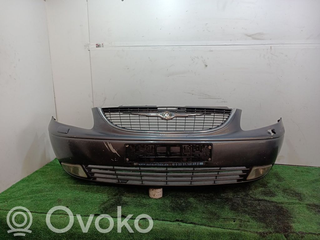 Chrysler Grand Voyager IV Передний бампер 