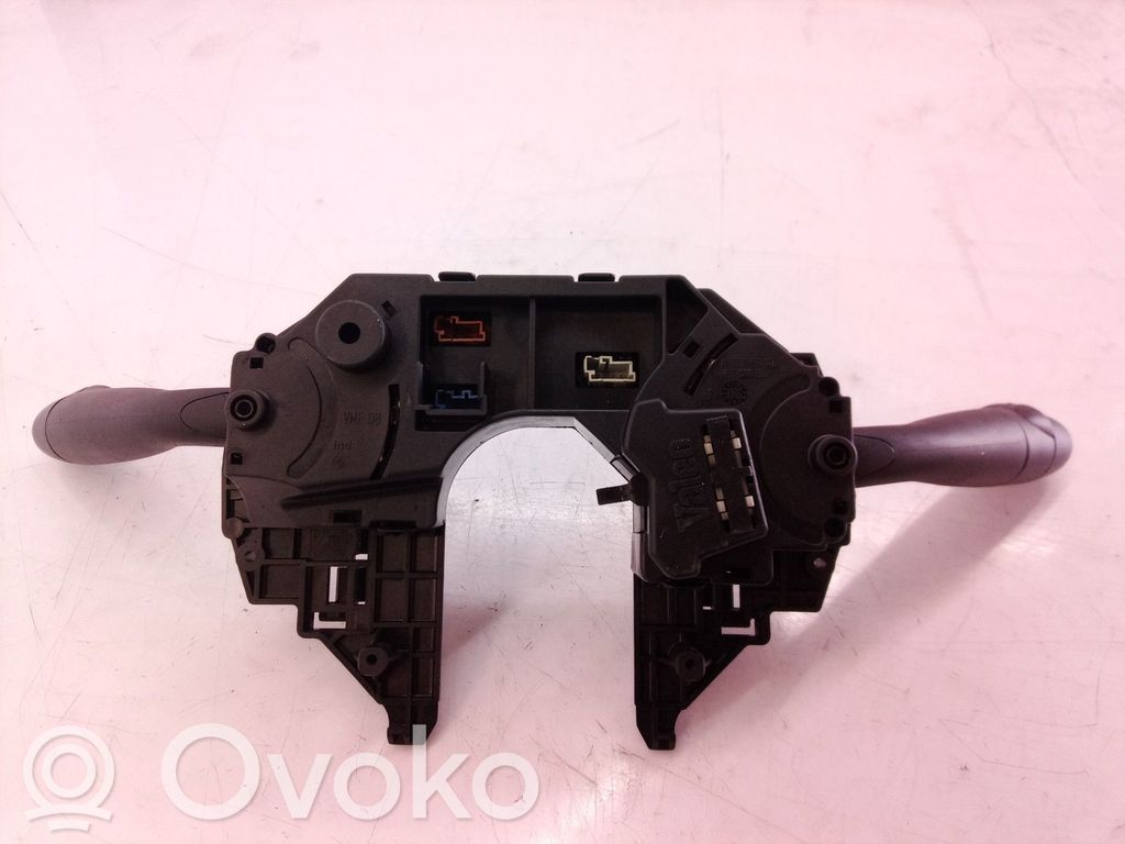 Multifunctional control switch/knob   345657356,345657356,N345657356