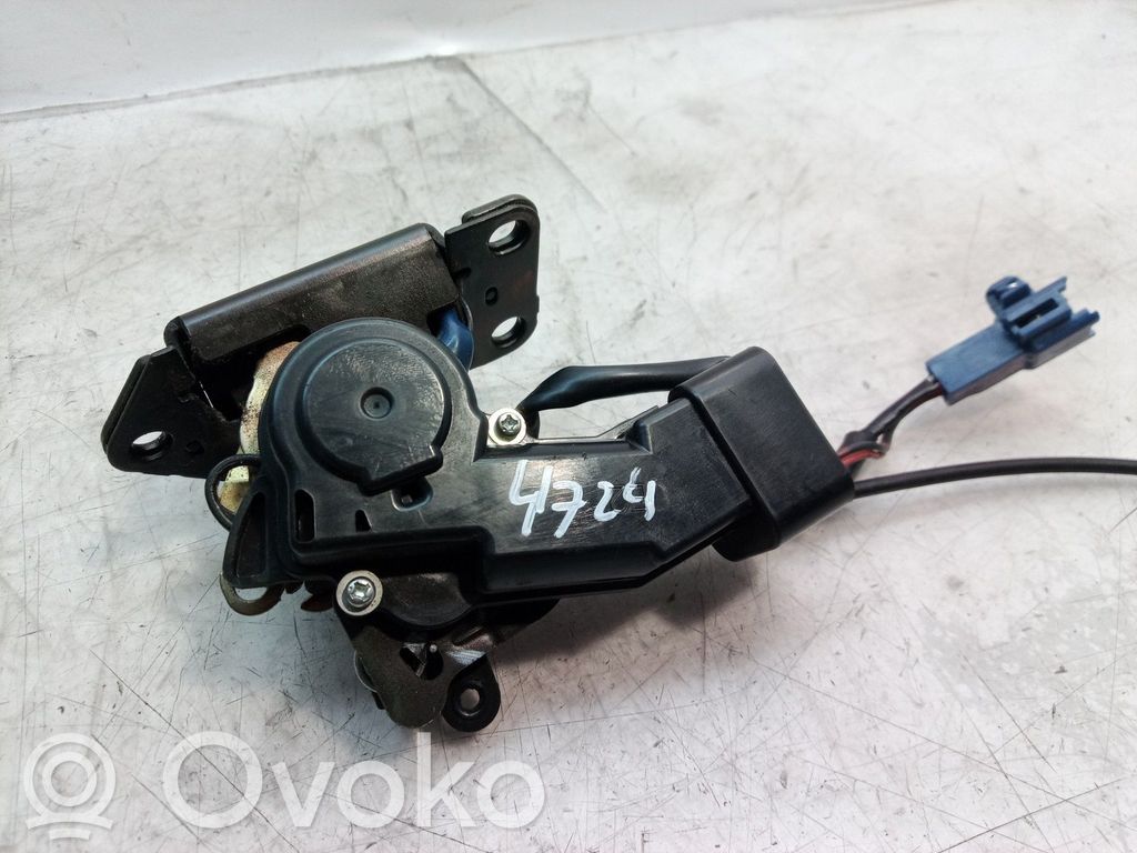 Toyota Corolla Verso E121 Tailgate lock latch 