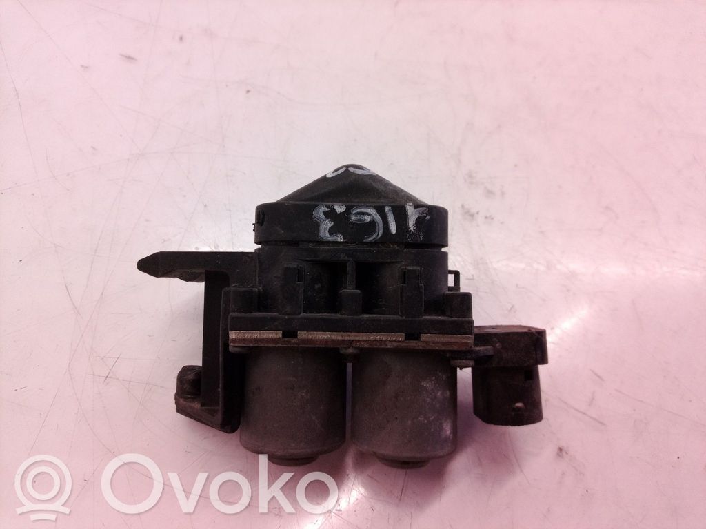 BMW 3 E36 Coolant heater control valve 