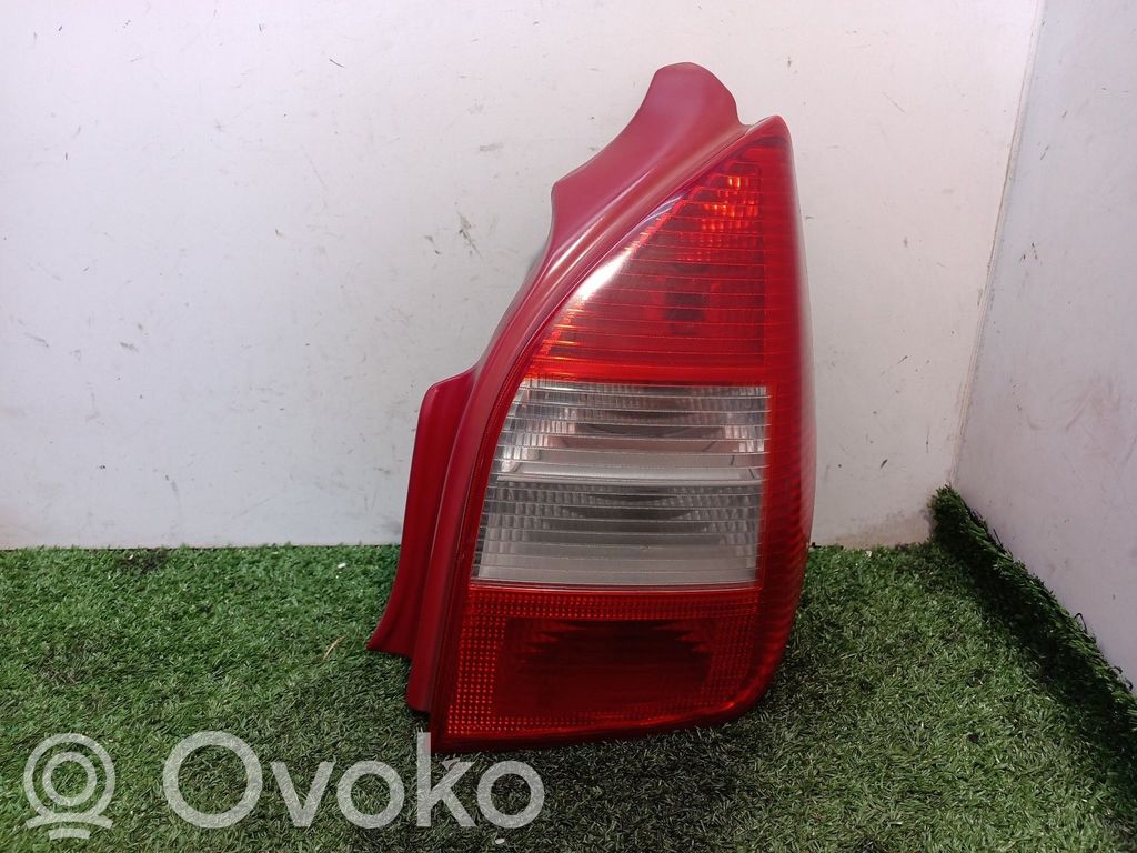 Citroen C2 Galinis žibintas kėbule 
