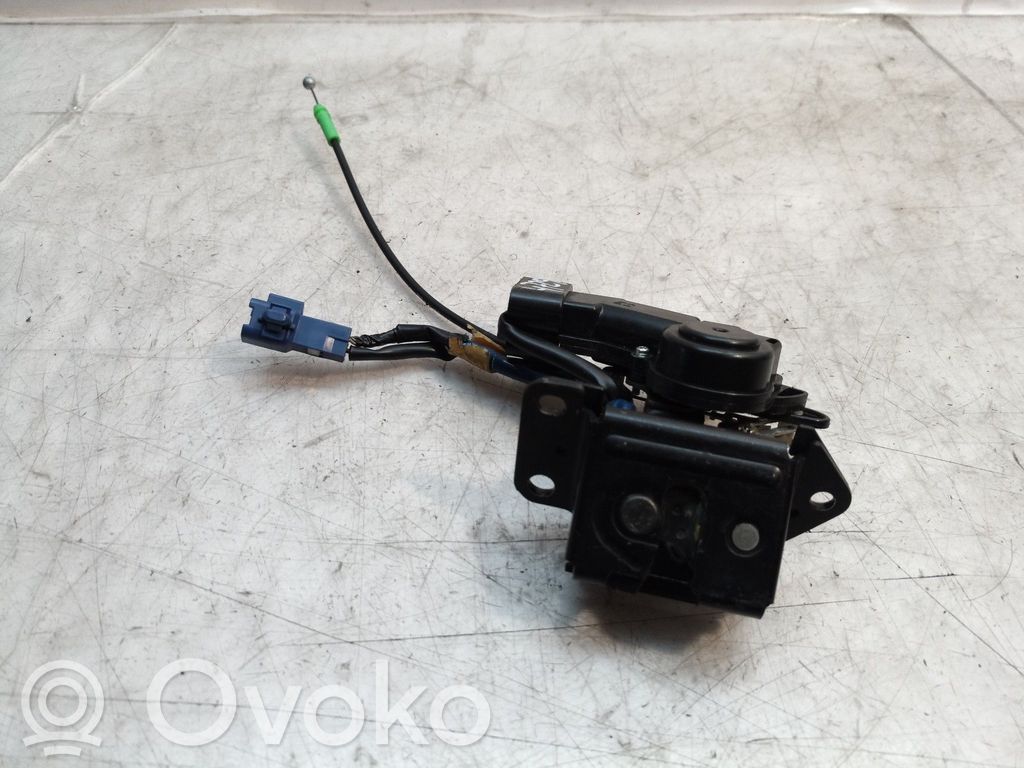 Toyota Corolla Verso E121 Tailgate lock latch 