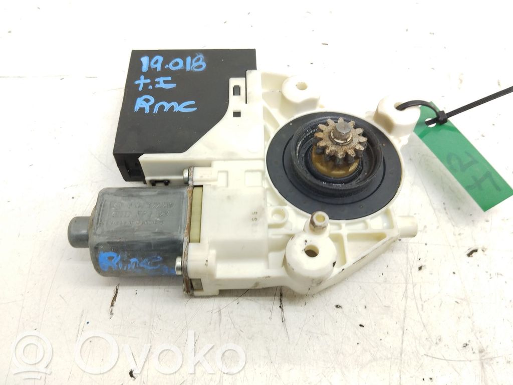 Ford Focus Silniczek podnoszenia szyby drzwi tylnych 
