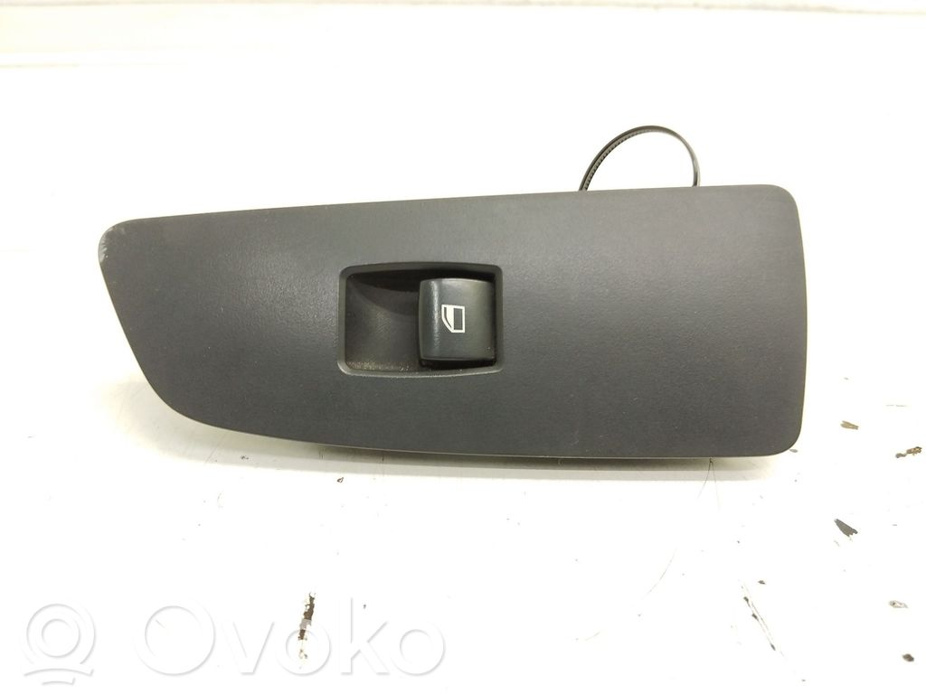 BMW 1 E81 E87 Electric window control switch 