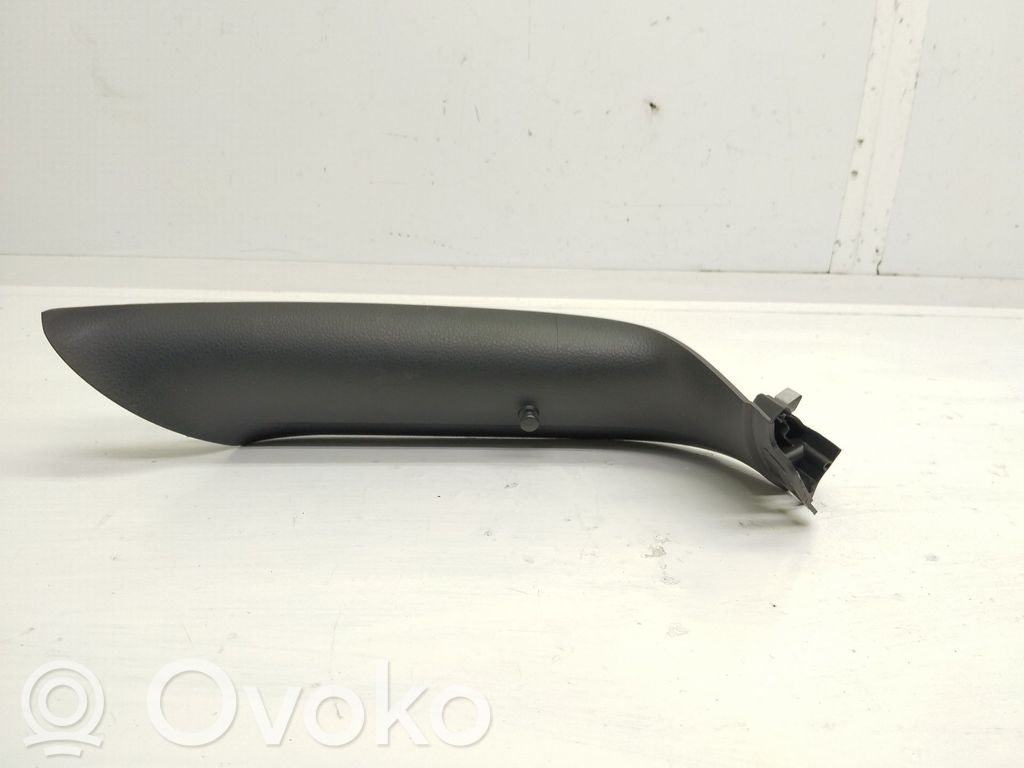 Volkswagen Golf VII Osłona tylnej klapy 