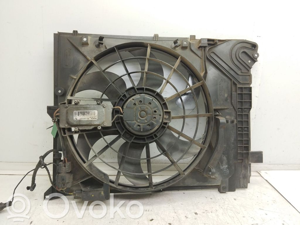 BMW 3 E46 Elektrisks radiatoru ventilators 