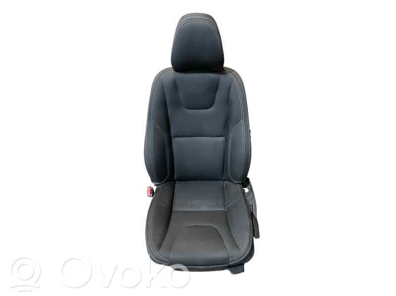 Volvo V60 Kuljettajan istuin 