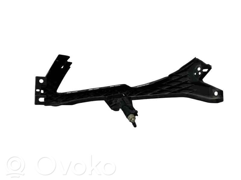 Subaru Legacy Headlight/headlamp mounting bracket 