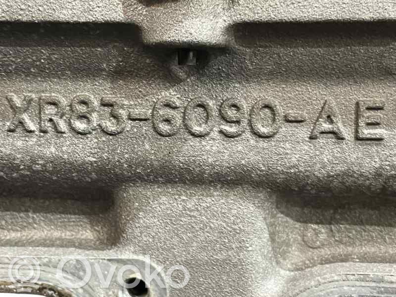 Jaguar S-Type Engine head 