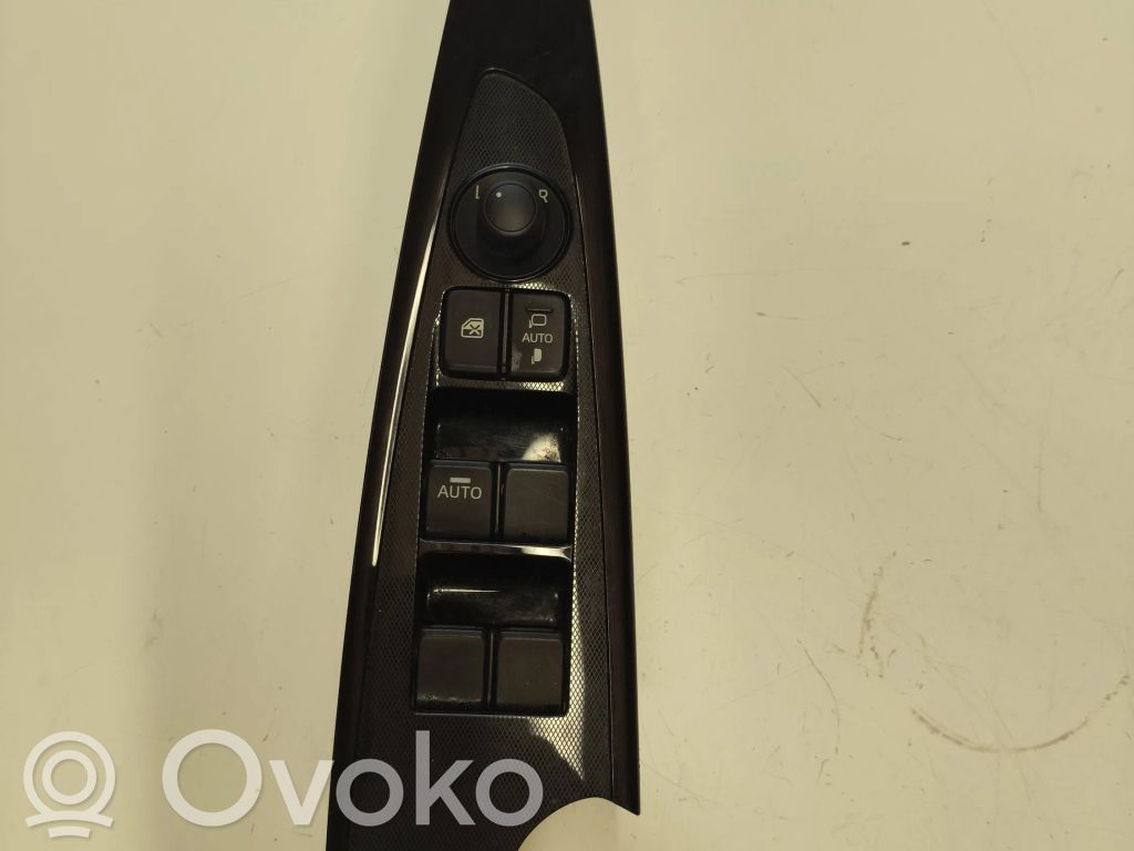 Mazda CX-3 Electric window control switch 