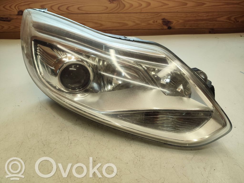 Ford Focus Headlight/headlamp 