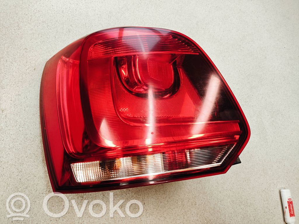 Volkswagen Polo V 6R Lampa tylna 