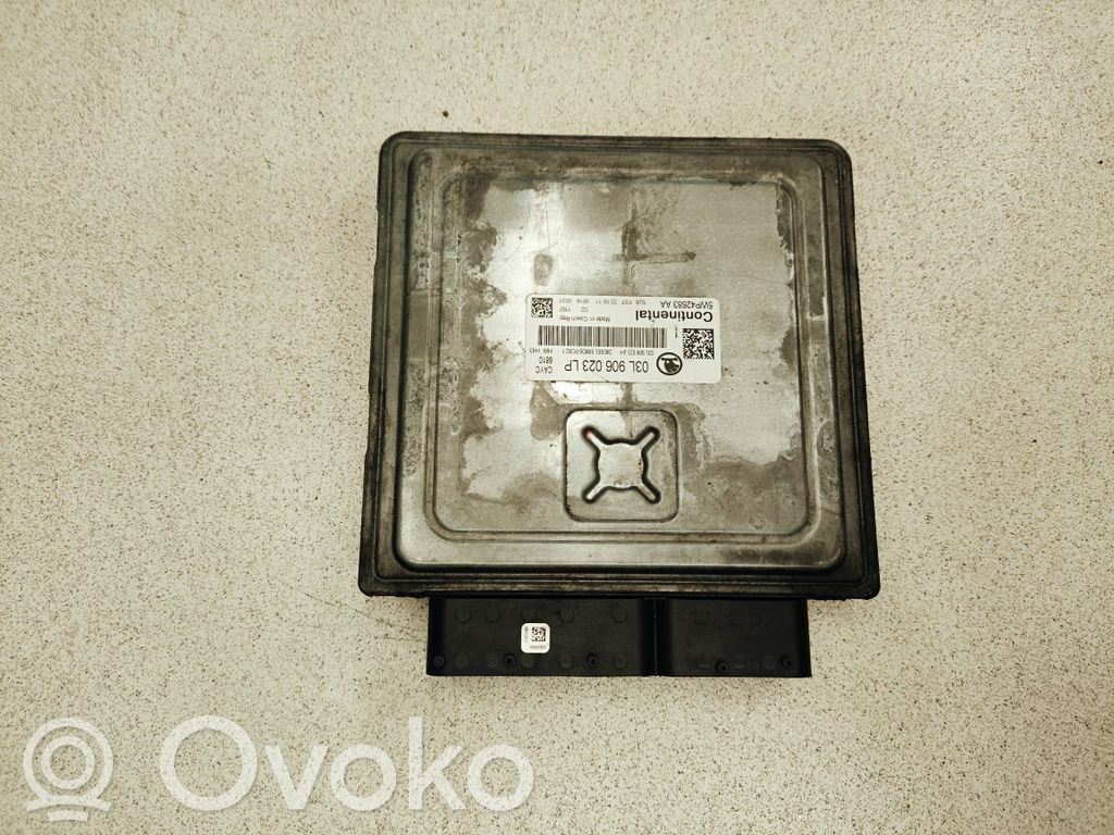 Skoda Octavia Mk2 (1Z) Engine control unit/module 