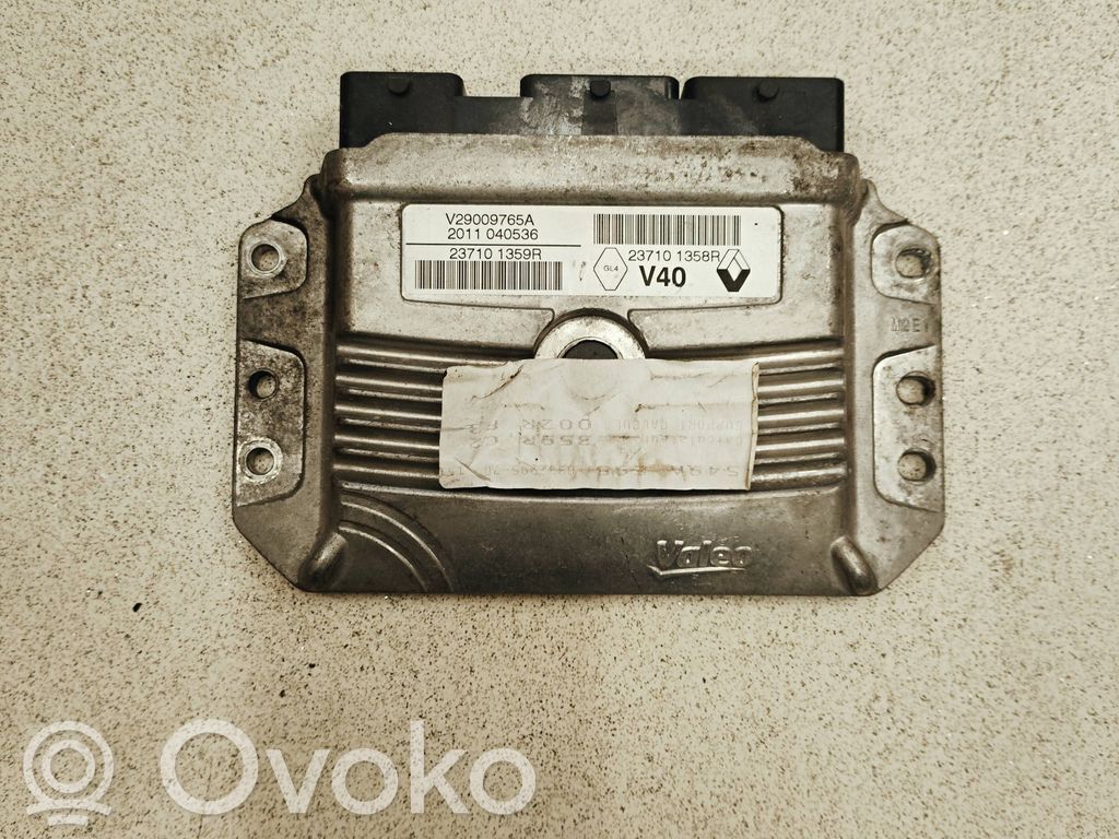 Renault Megane III Engine control unit/module 