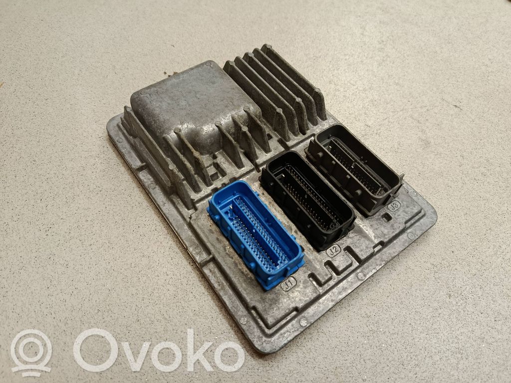 Opel Astra K Engine control unit/module 