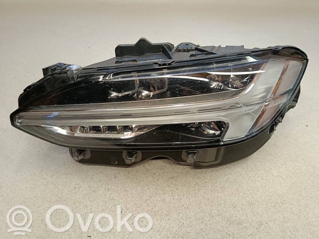 Volvo S90, V90 Scheinwerfer 