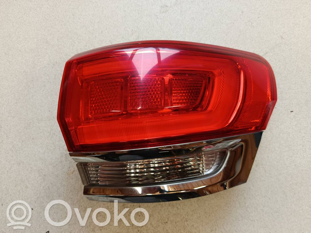 Lampa tylna   P68110000AC,080113C