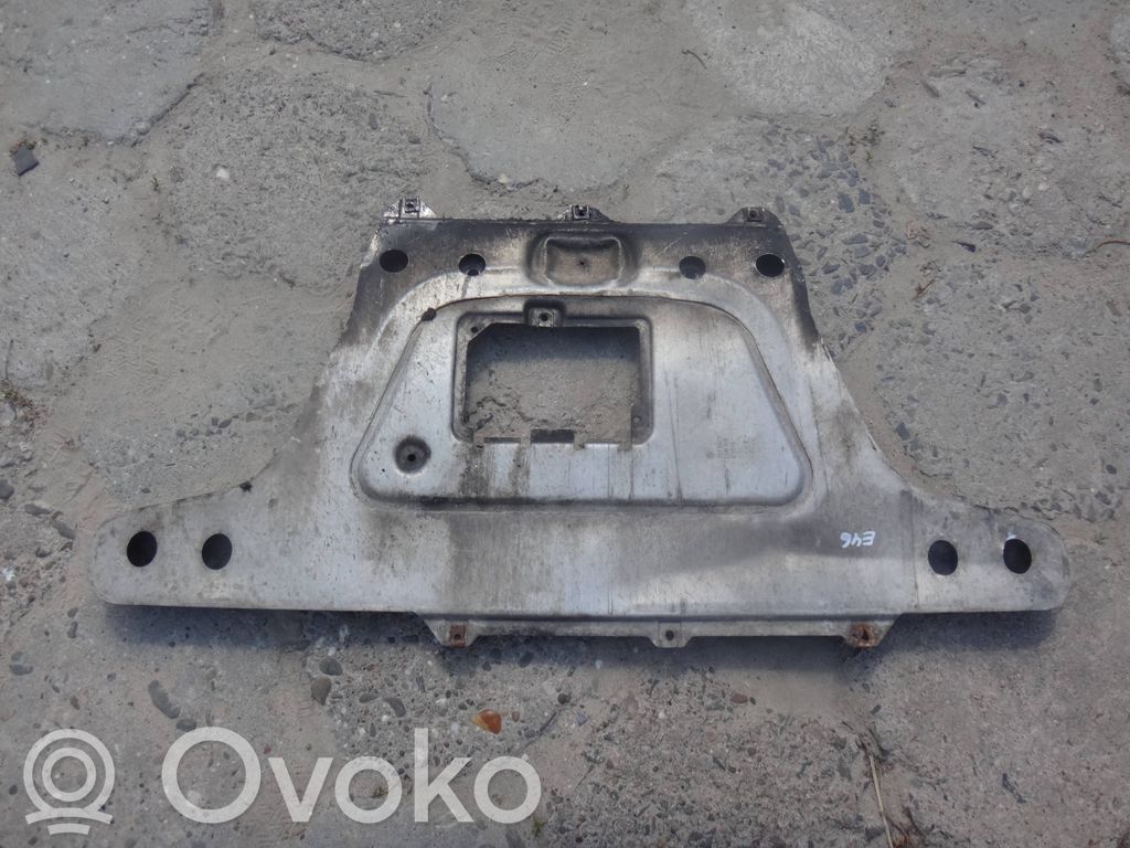 Variklio dugno apsauga   7028433