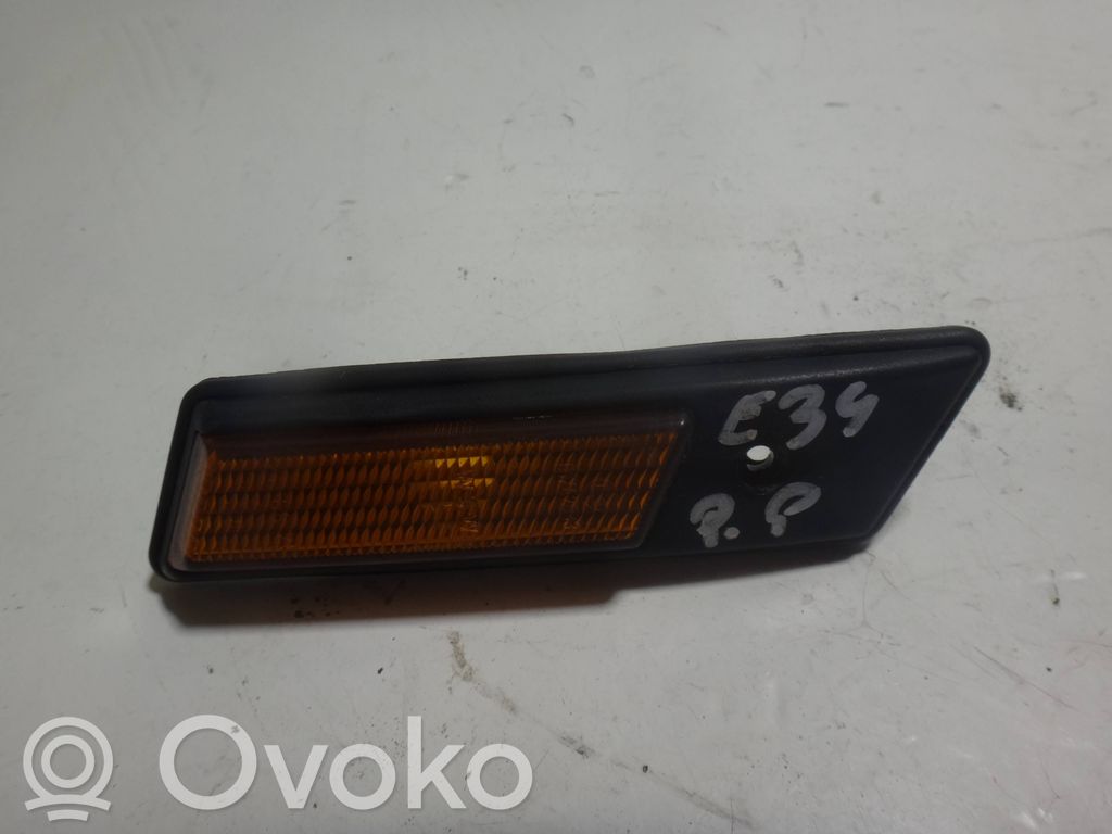 Seitenblinker   1378014