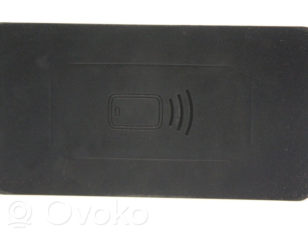 BMW M8 F91 F92 G14 G15 Wireless charging module 