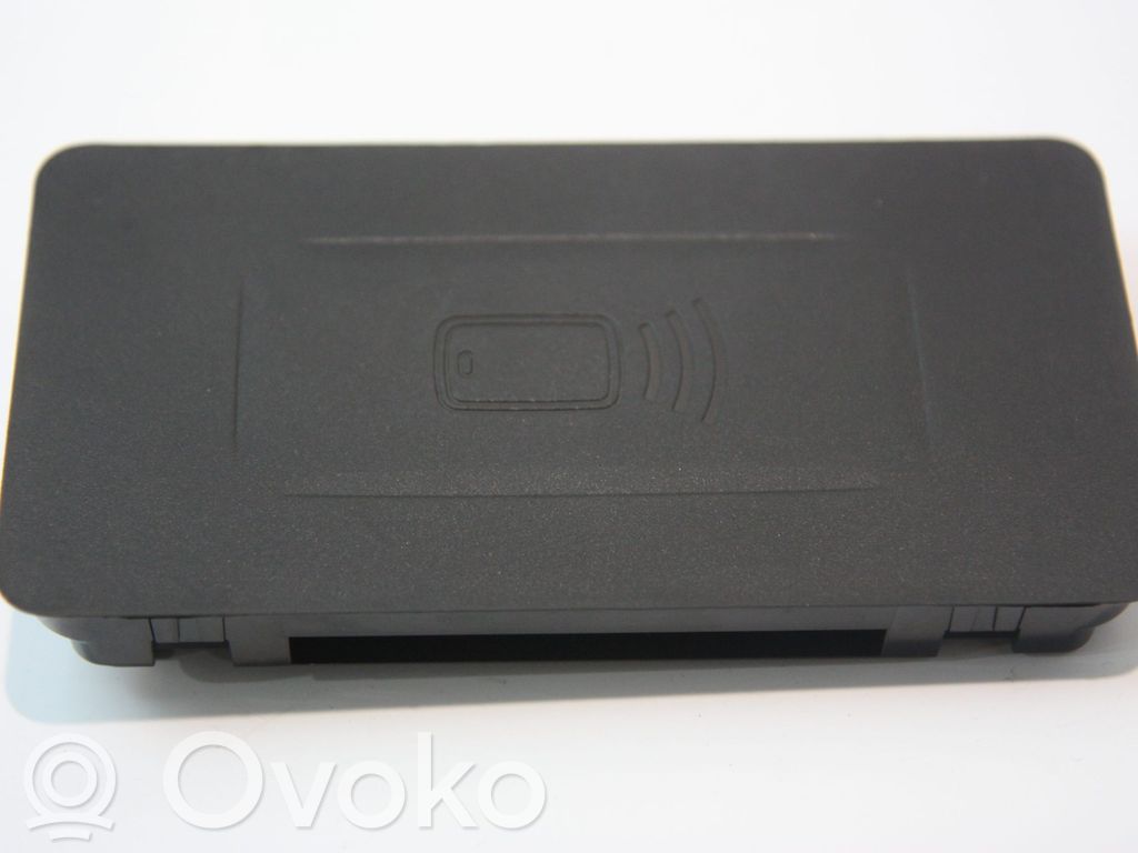 BMW M8 F91 F92 G14 G15 Wireless charging module 