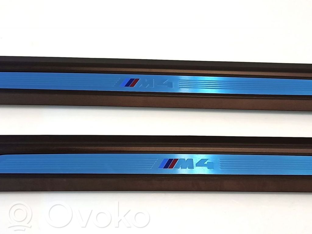 BMW M4 F82 F83 Osłona listwy przedniej 