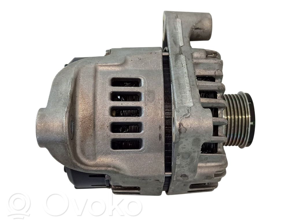 BMW 3 F30 F35 F31 Generatoriaus detalė (-ės) 
