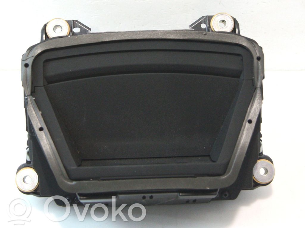 BMW 2 F45 Head up display screen 