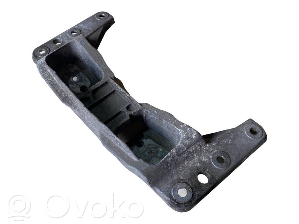 BMW 6 E63 E64 Gearbox mounting bracket 