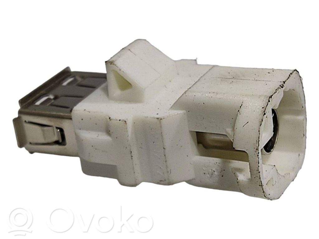 Gniazdo / Złącze USB   84109390501,025413,84109390501,9390501