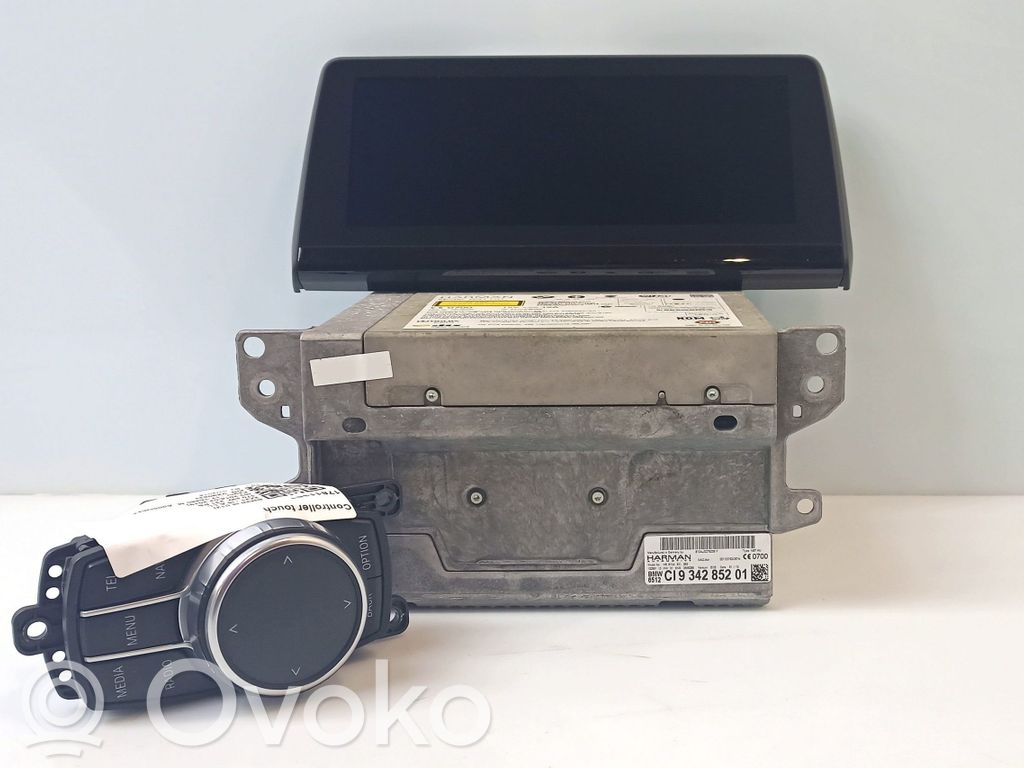 BMW i8 Panel / Radioodtwarzacz CD/DVD/GPS 