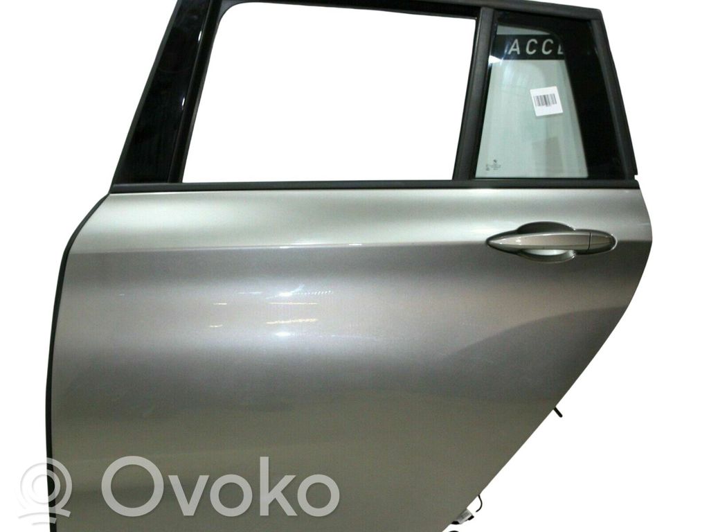 BMW 2 F46 Puerta trasera 
