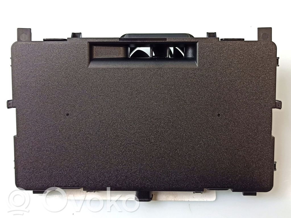 BMW 2 Active Tourer U06 Wireless charging module 