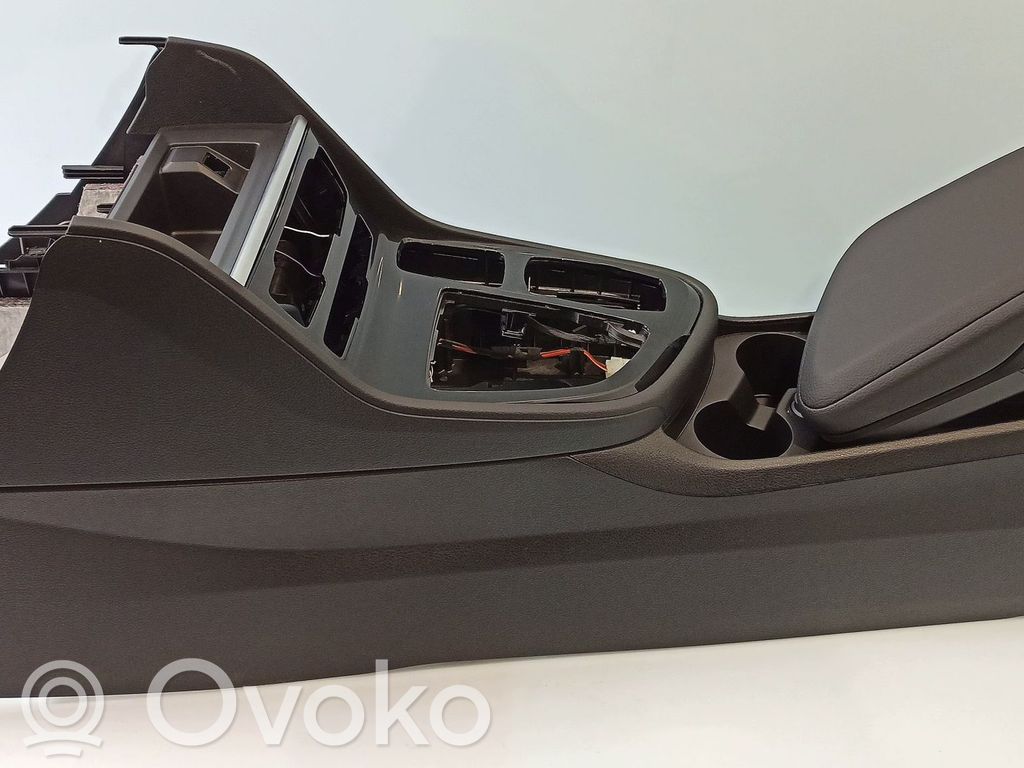 BMW 2 F45 Tunel środkowy 