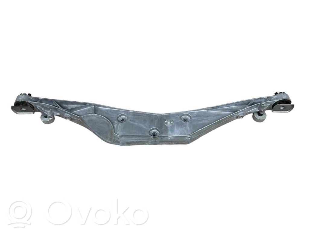 Rear differential/diff mount bracket   6852896,33366852896