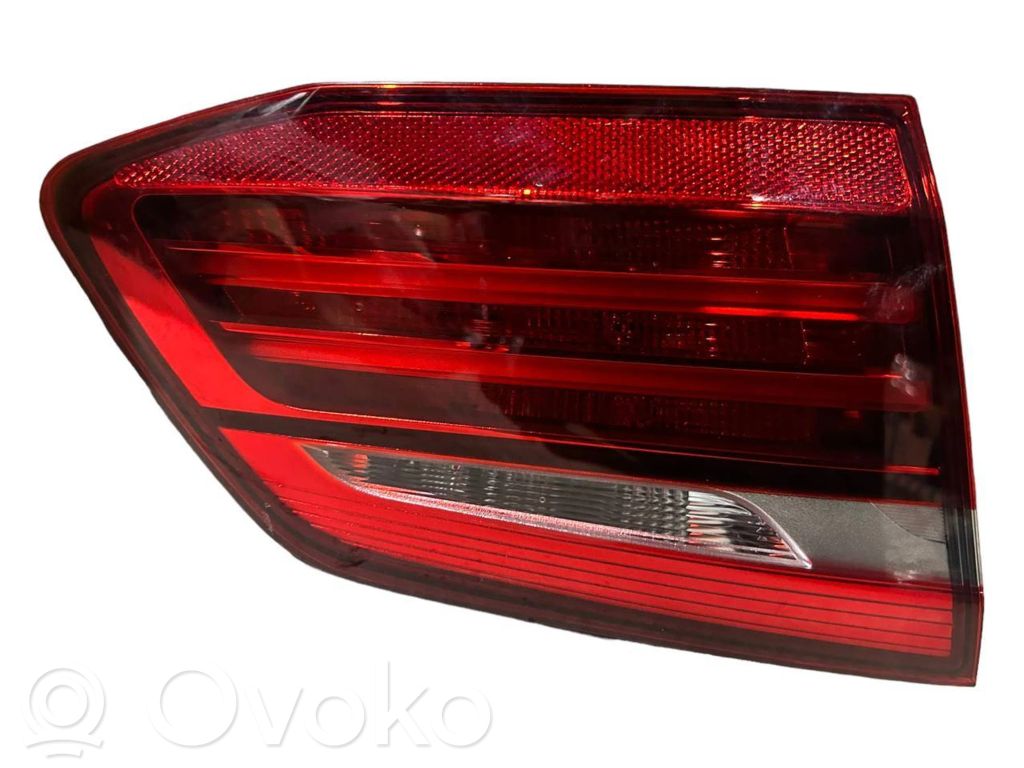 BMW 2 F45 Lampy tylnej klapy bagażnika 