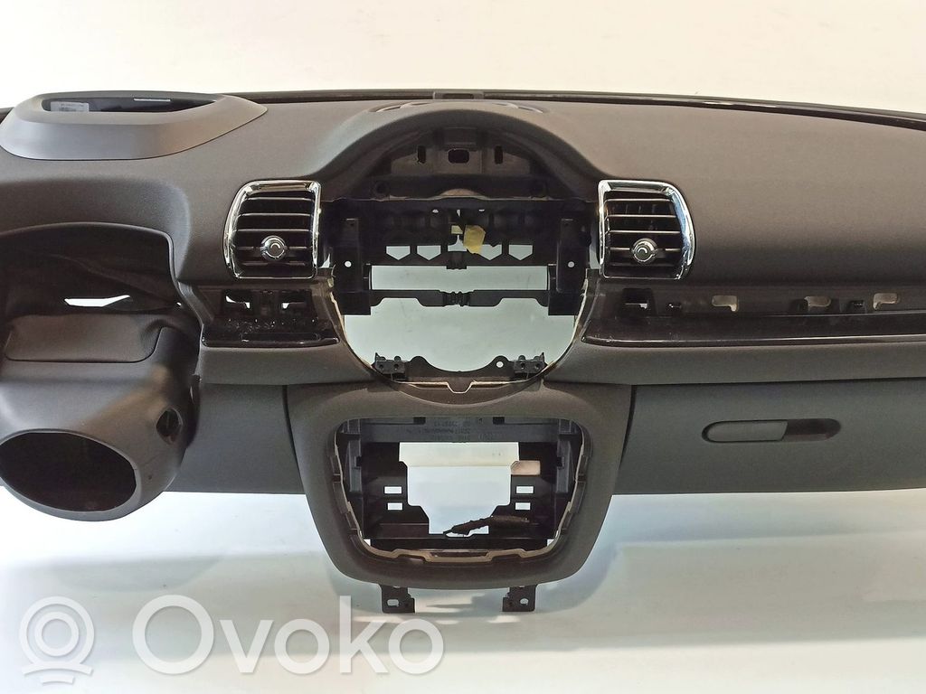 Mini Clubman F54 Deska rozdzielcza 