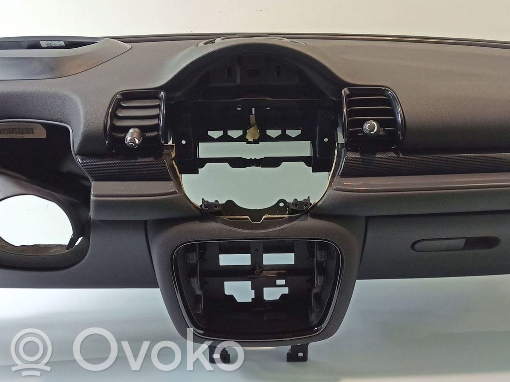 Mini Clubman F54 Deska rozdzielcza 