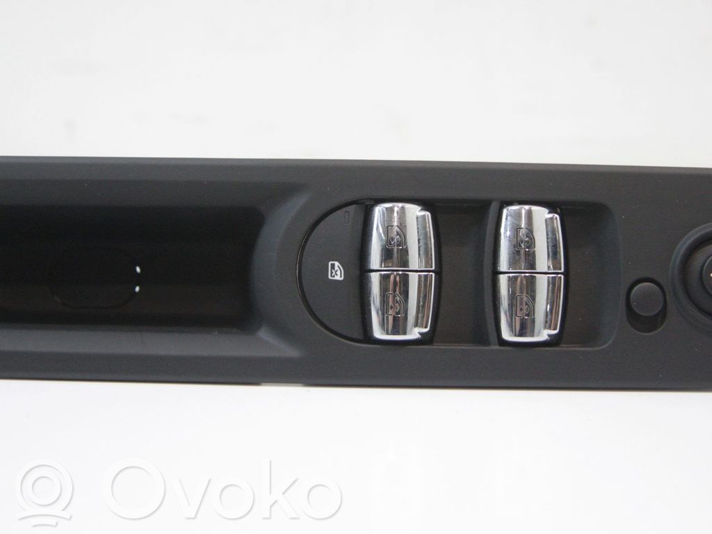 Electric window control switch   9354855