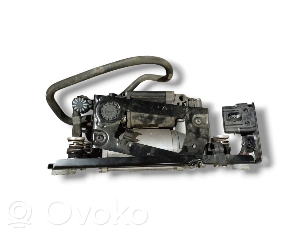 BMW 7 F01 F02 F03 F04 Kompresor zawieszenia tylnego pneumatycznego 