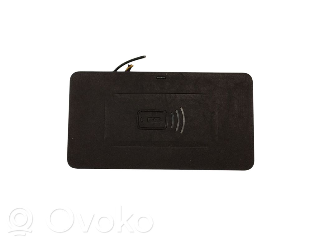 BMW 8 G16 Wireless charging module 