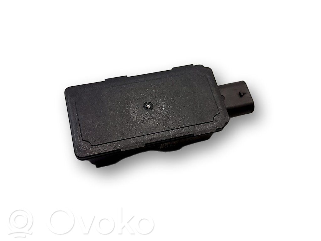 BMW 1 F70 Antennin ohjainlaite 
