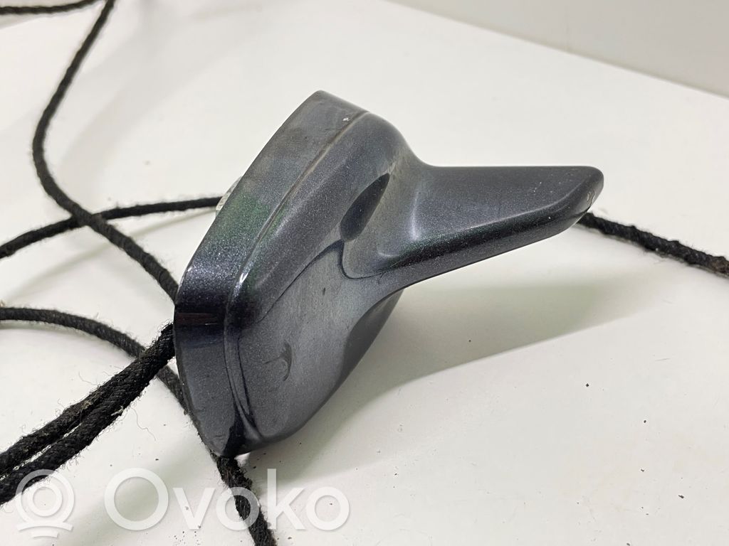 GPS-pystyantenni   4F5035503G
