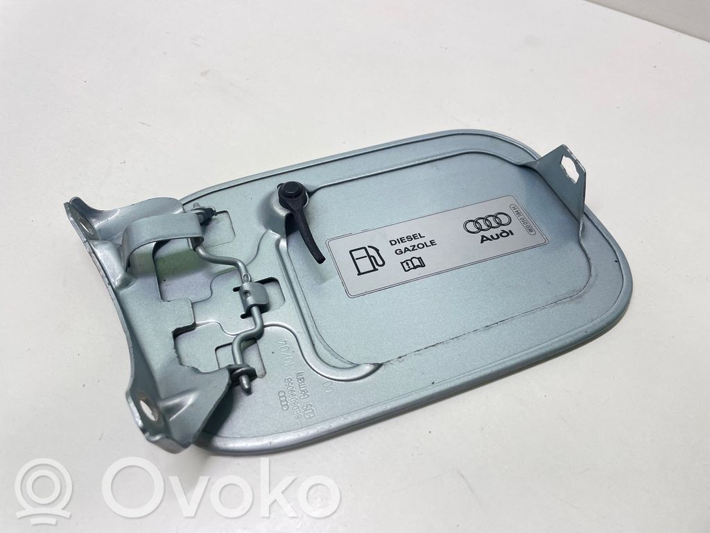 Audi A4 S4 B6 8E 8H Klapka wlewu paliwa 