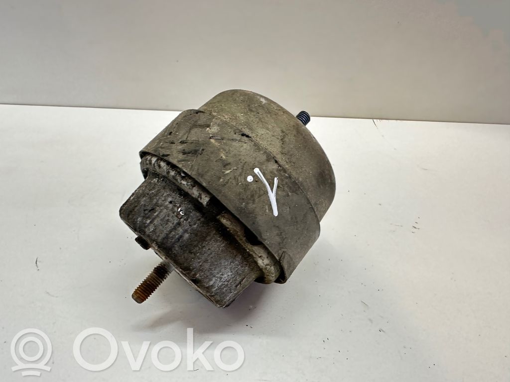 Engine mount bracket   4F0199382BH