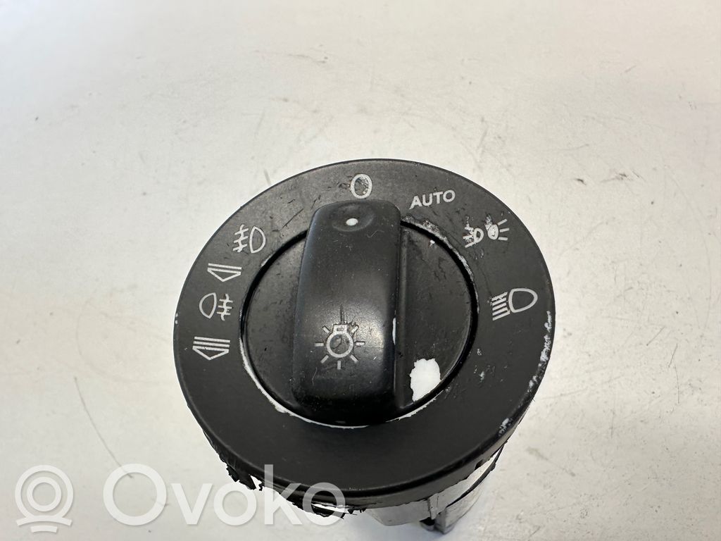 Audi A4 S4 B7 8E 8H Light switch 