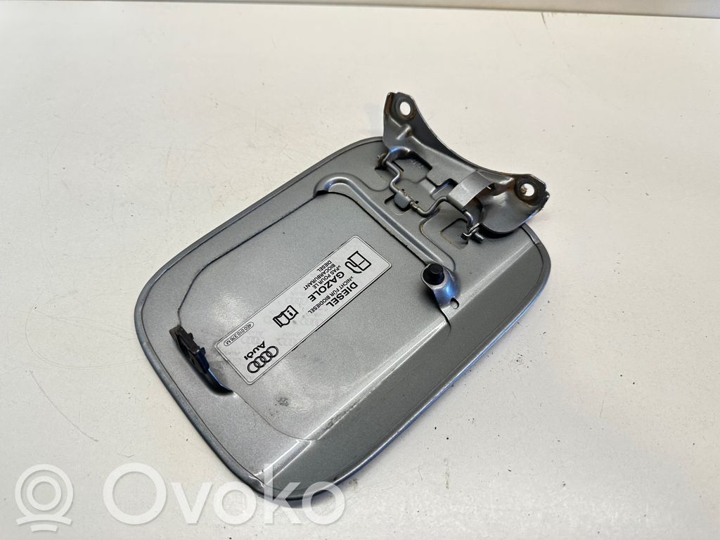 Audi A4 S4 B7 8E 8H Polttoainesäiliön korkki 