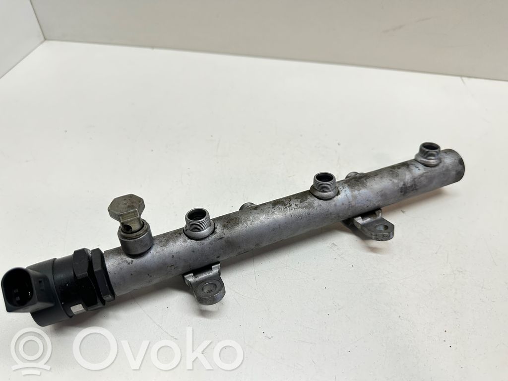 Audi Q7 4L Fuel main line pipe 