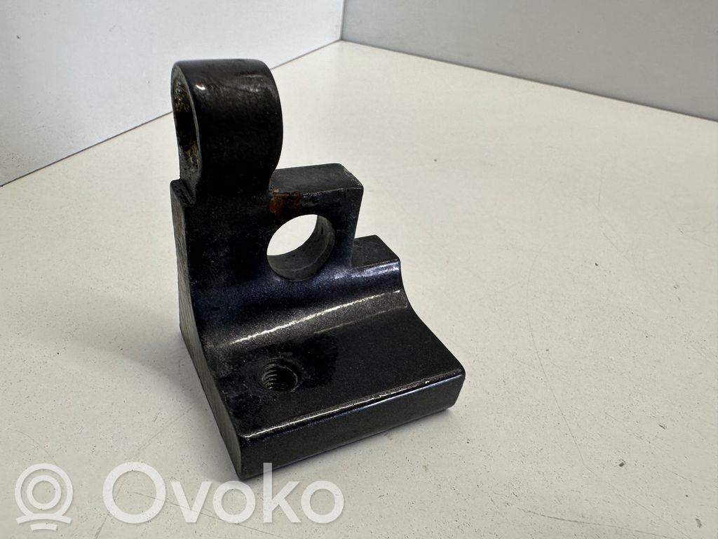 Audi Q7 4L Rear door upper hinge 