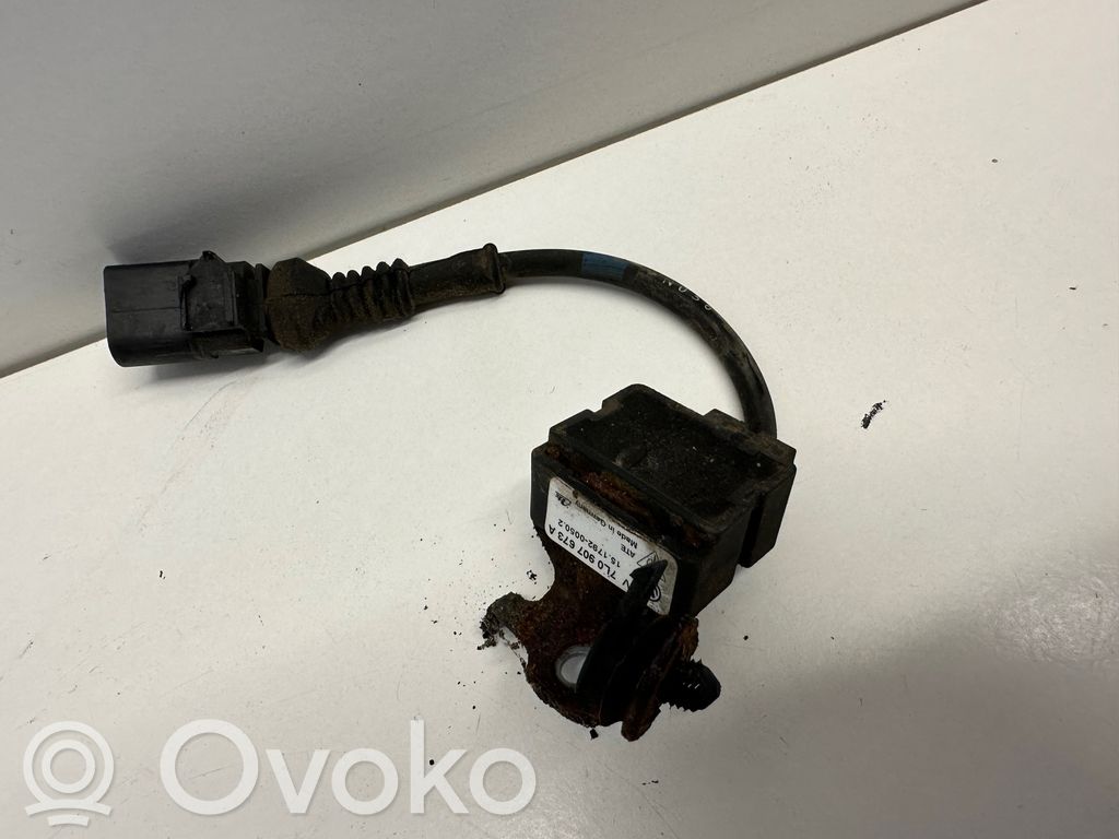 Volkswagen Touareg I Czujnik prędkości obrotowej koła ABS 